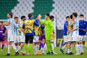 华体会下载-包含澳大利亚珀斯光荣迎来亚冠足球赛首胜的词条