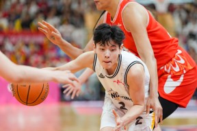 华体会官网-包含四川篮球联赛上演了一场扣人心弦的对决的词条