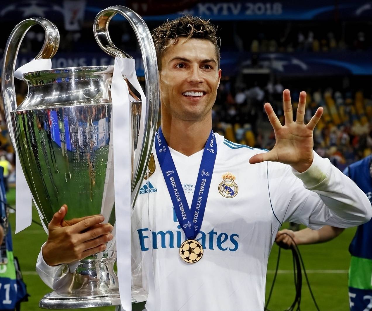 华体会官网-马竞险胜波尔图,C罗梅开二度欧冠的简单介绍 第2张 华体会官网-马竞险胜波尔图,C罗梅开二度欧冠的简单介绍 第2张