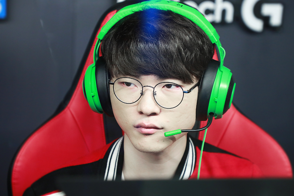 华体会hth-KT险胜TL，Faker成为全场焦点八强赛3:0（柏林）  第2张