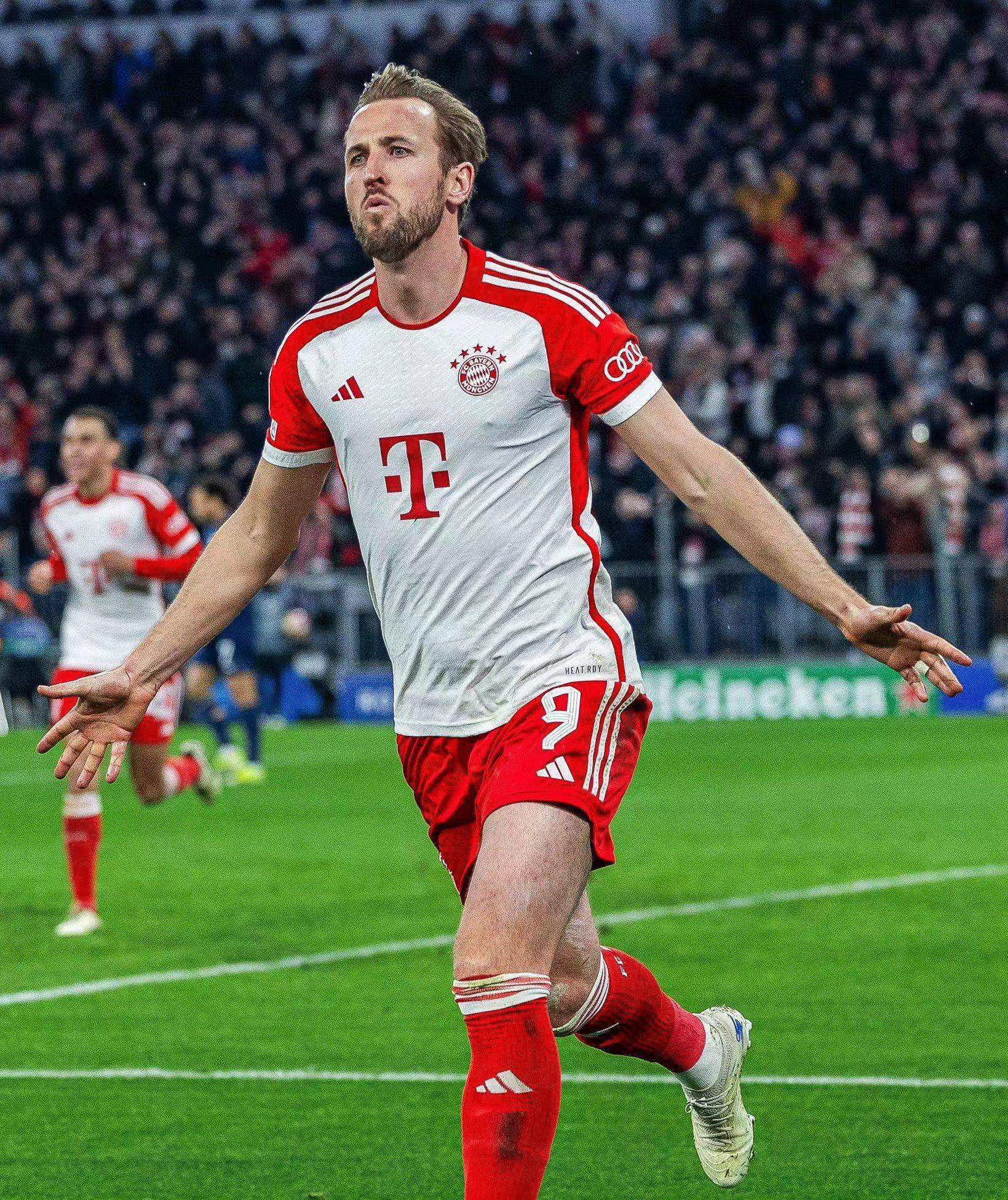 华体会-关于阿森纳险胜拜仁，哈兰德扑点救主法甲的信息  第1张