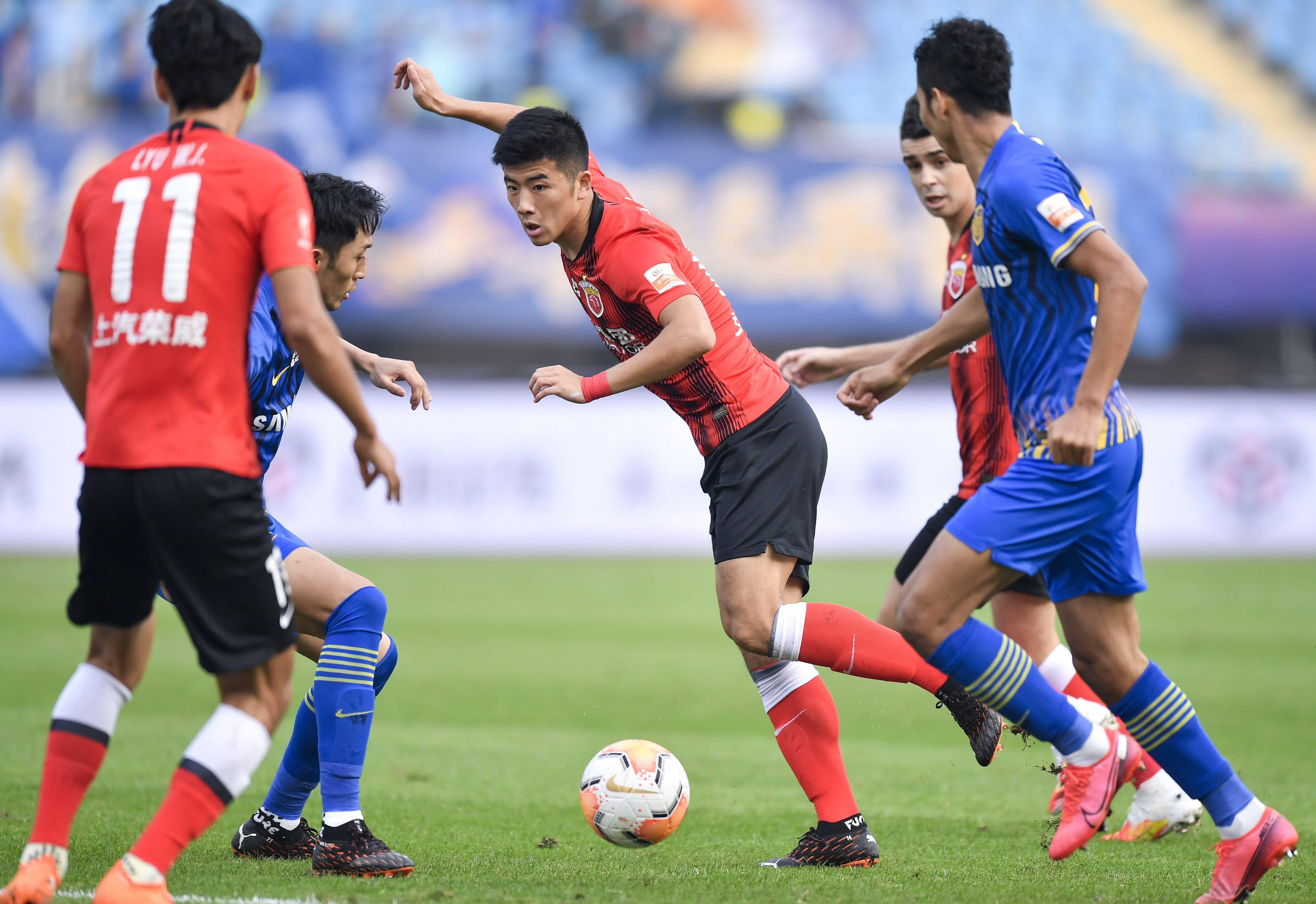 华体会登陆-苏宁主场不敌上港,遗憾失利的简单介绍 第2张 华体会登陆-苏宁主场不敌上港,遗憾失利的简单介绍 第2张