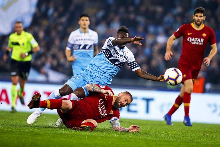 华体会app-罗马市之争：罗马与拉齐奥激情碰撞的简单介绍  第1张